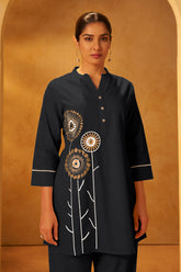 Women black Pure Cotton Embroidered Straight Kurta Co-Ord Set