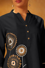 Women black Pure Cotton Embroidered Straight Kurta Co-Ord Set