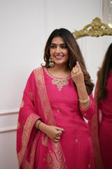 Rangrez Rani Zari-Embellished Kurta Set with Banarasi Dupatta
