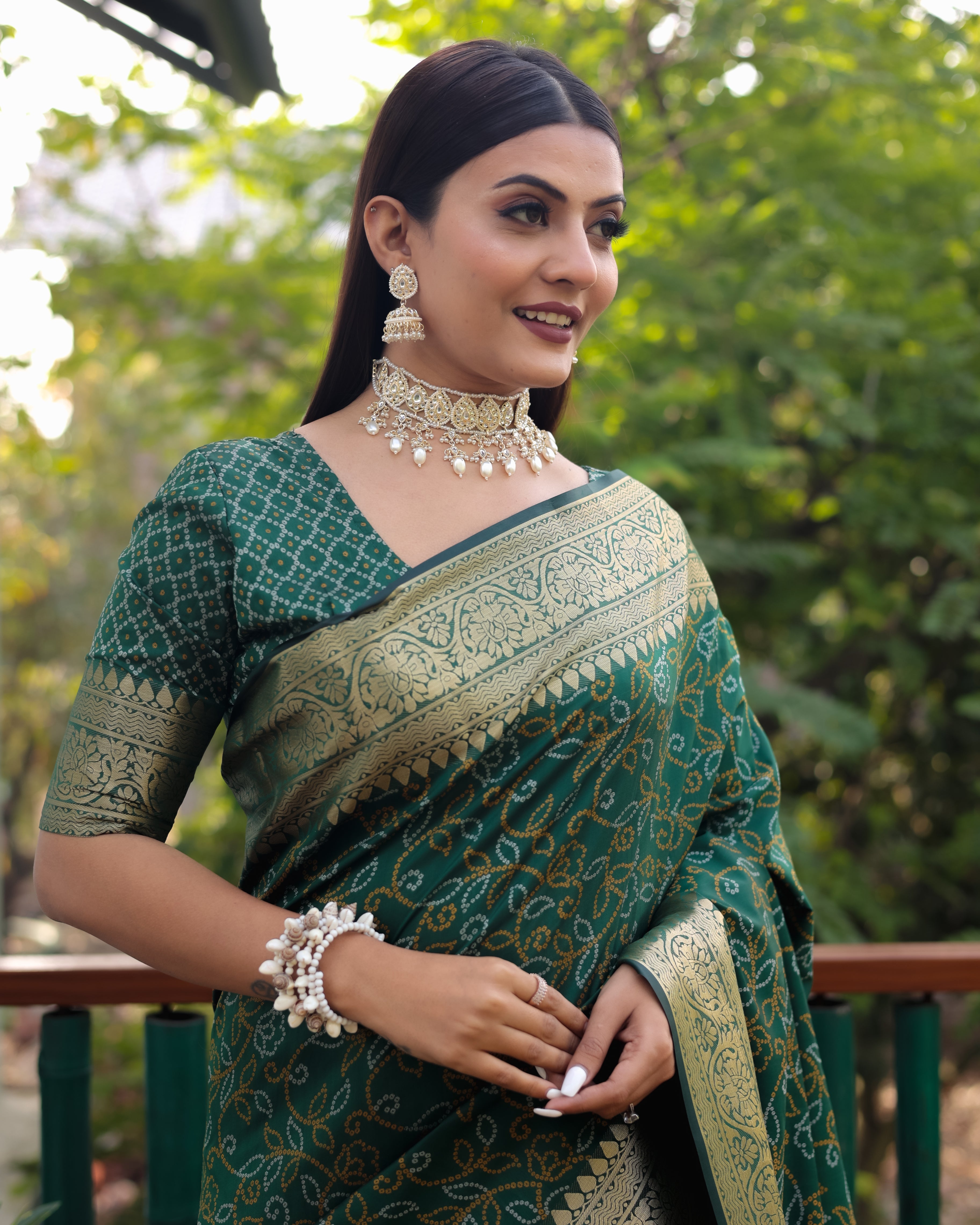 Dark Green Color kanchi Border Rich Pallu Bandhej Saree