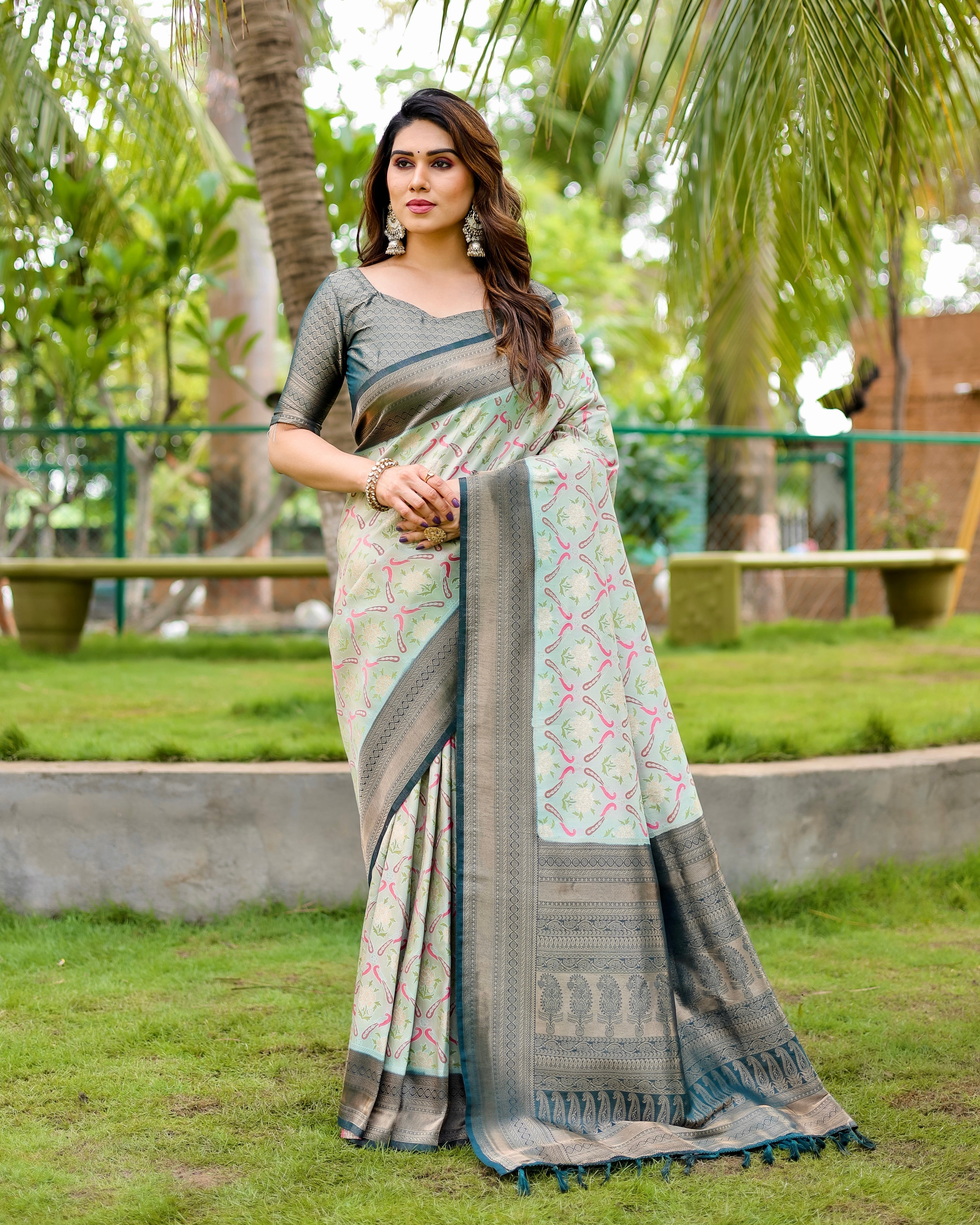 Gorgeous Traditional Kanjivaram Green Sarees For Special Occasion