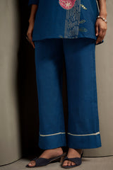 Women's Pure Cotton Bird Embroidered Straight Kurta with Solid Pure Cotton Pants