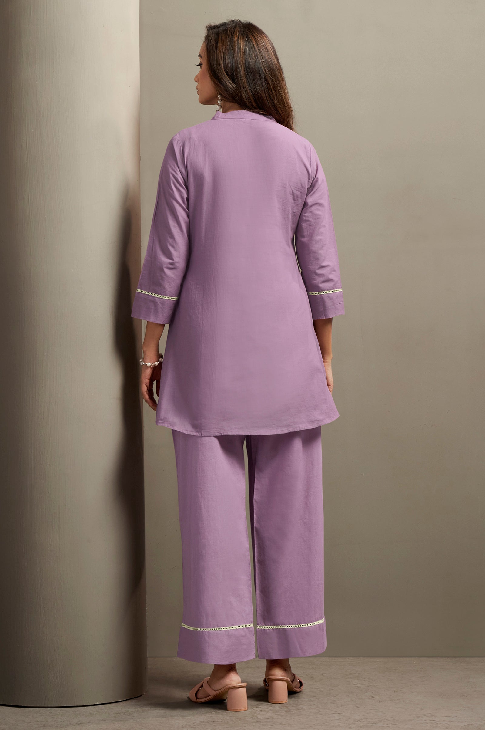 Women's Pure Cotton Bird Embroidered Straight Kurta with Solid Pure Cotton Pants