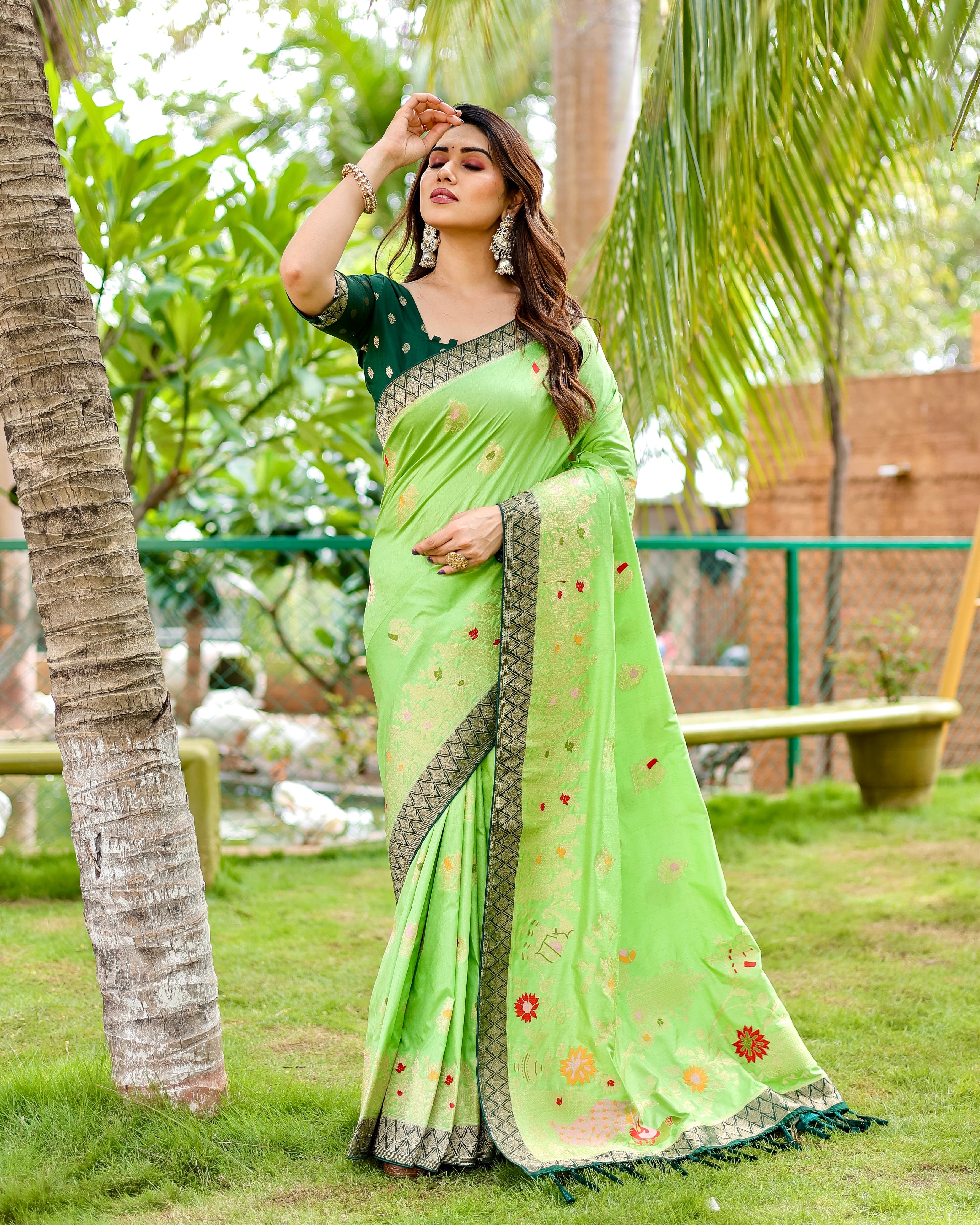 Premium Quality Handpicked & Easy To Drape Dola Silk Green Saree For This Wedding Season