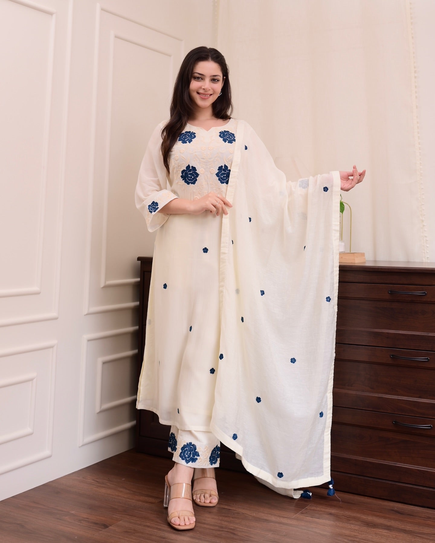 Neelkamal Ivory Embroidered Kurta Set with Dupatta