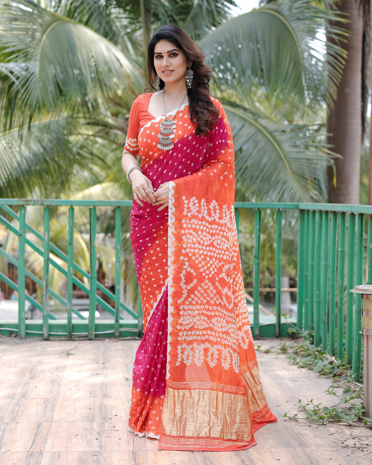 New Premium And High Quality Comfortable Bandhej Silk Drapes That is Super Stylish And Pretty Pink And Orange Saree