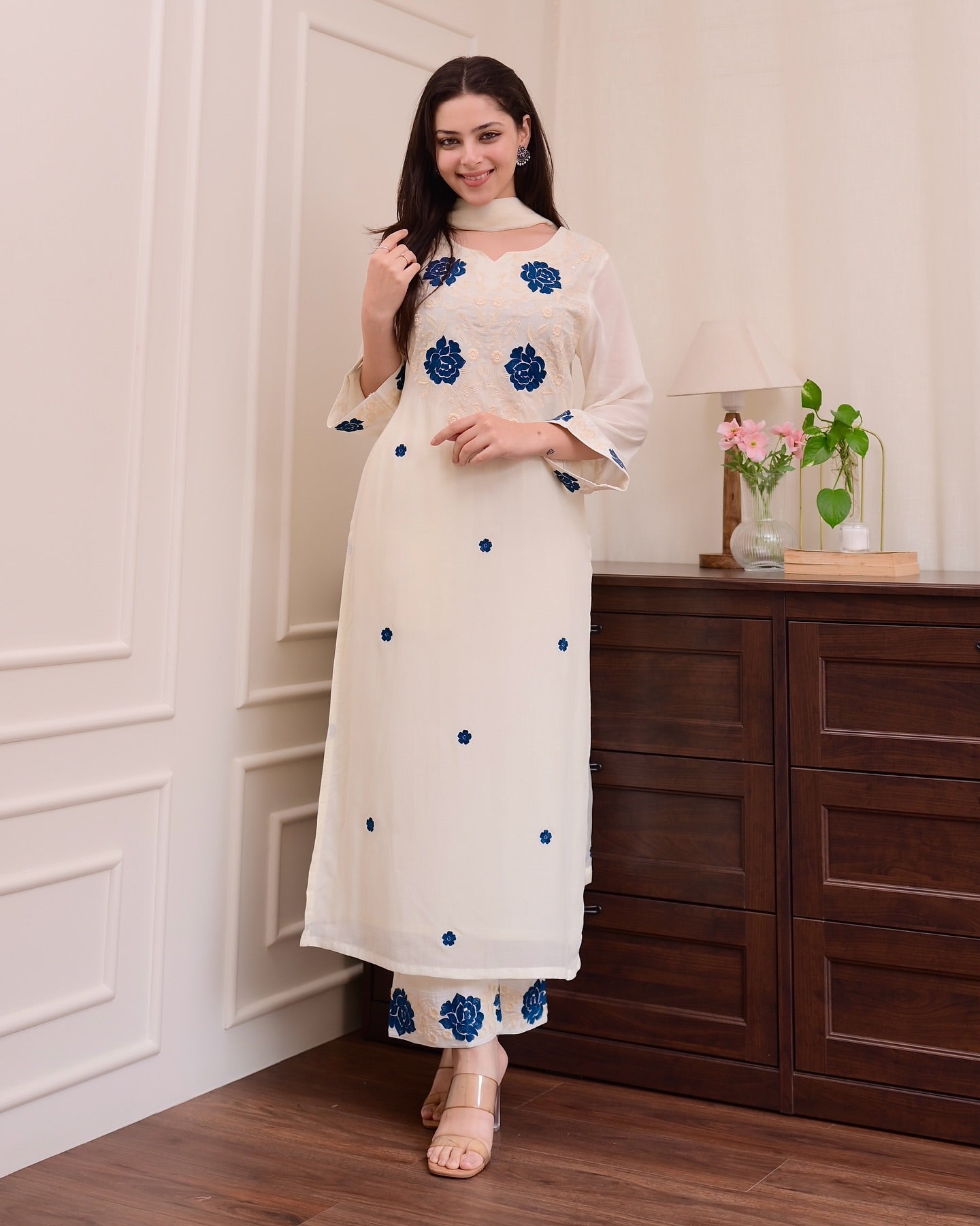 Neelkamal Ivory Embroidered Kurta Set with Dupatta