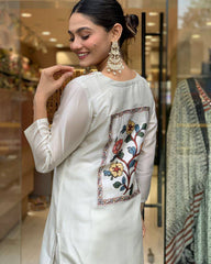 Women’s Off-White Viscose Chanderi Embroidered Kurta Set with Printed Lagdi Satin Dupatt