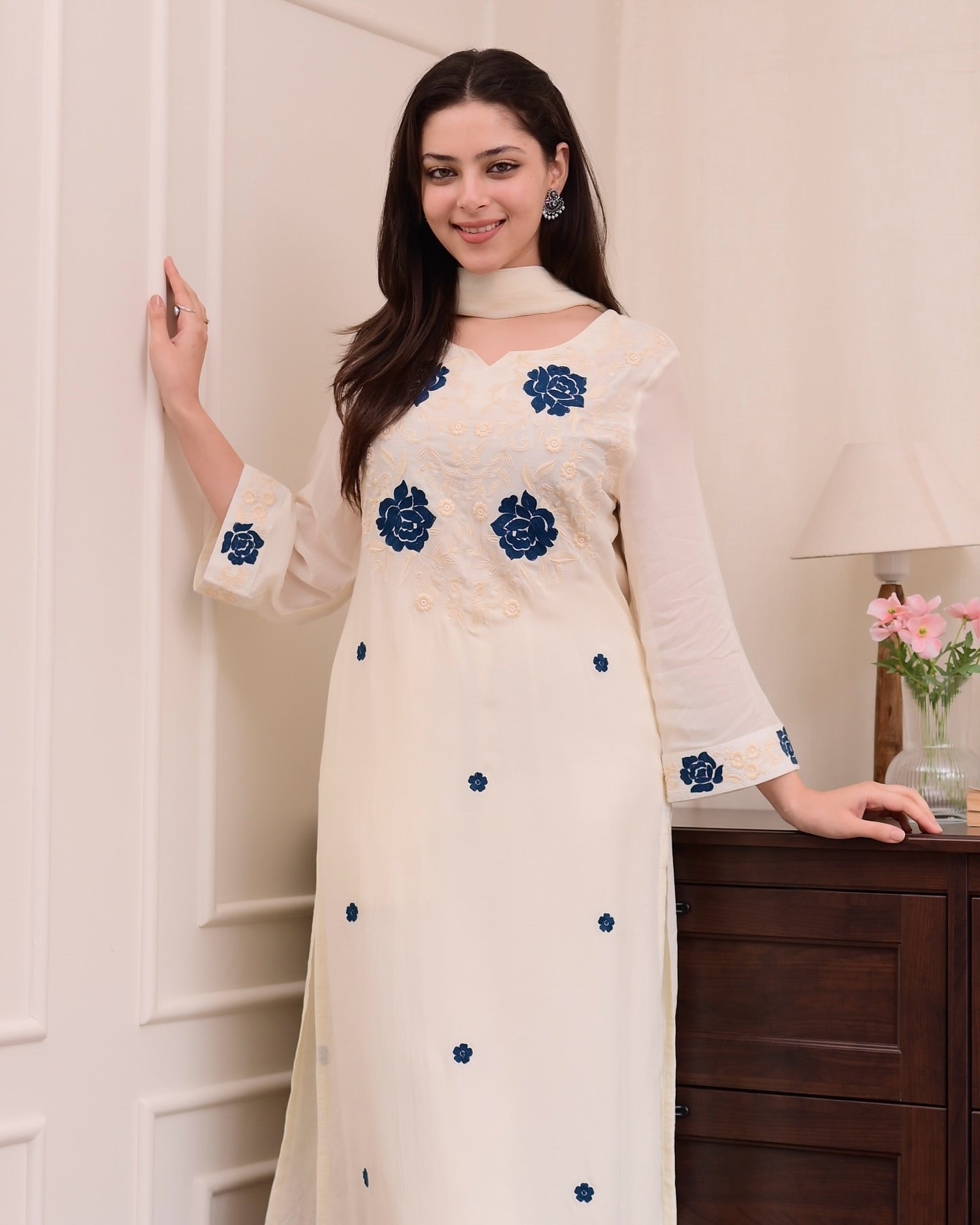 Neelkamal Ivory Embroidered Kurta Set with Dupatta