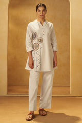 Women Off White Pure Cotton Embroidered Straight Kurta Co-Ord Set