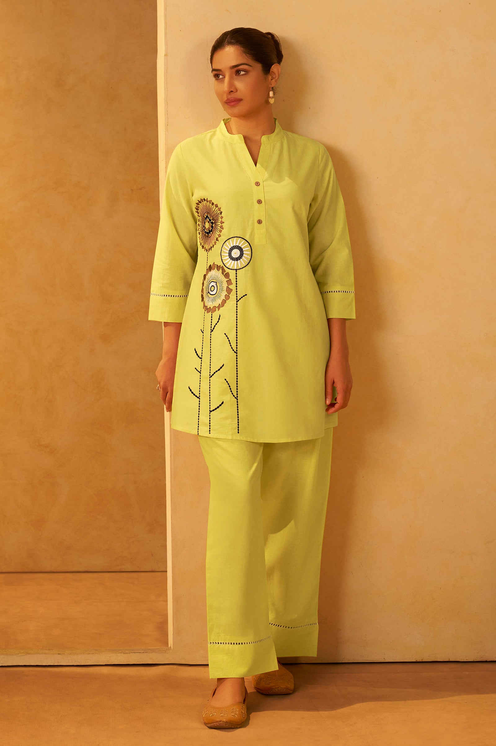Women Lemon Yellow Pure Cotton Embroidered Straight Kurta Co-Ord Set