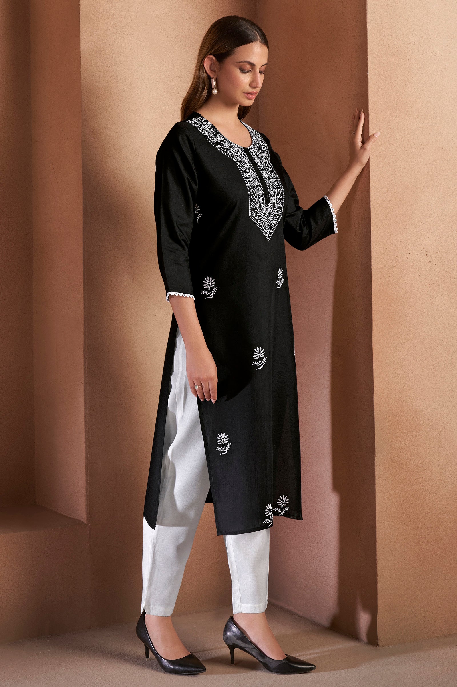 Noir Chikankari Embroidered Kurta