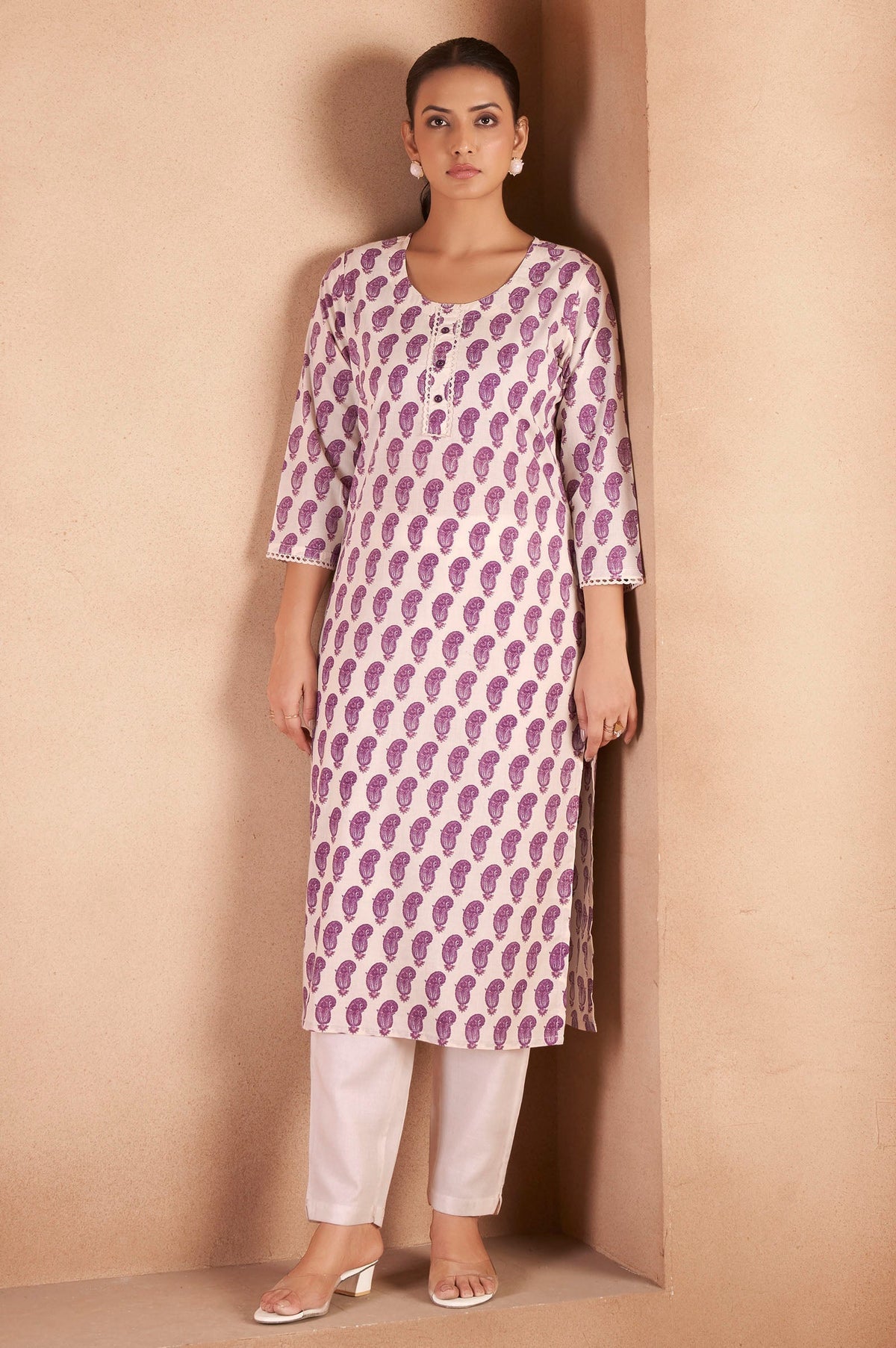 Wine Ivory Paisley Printed Kurta
