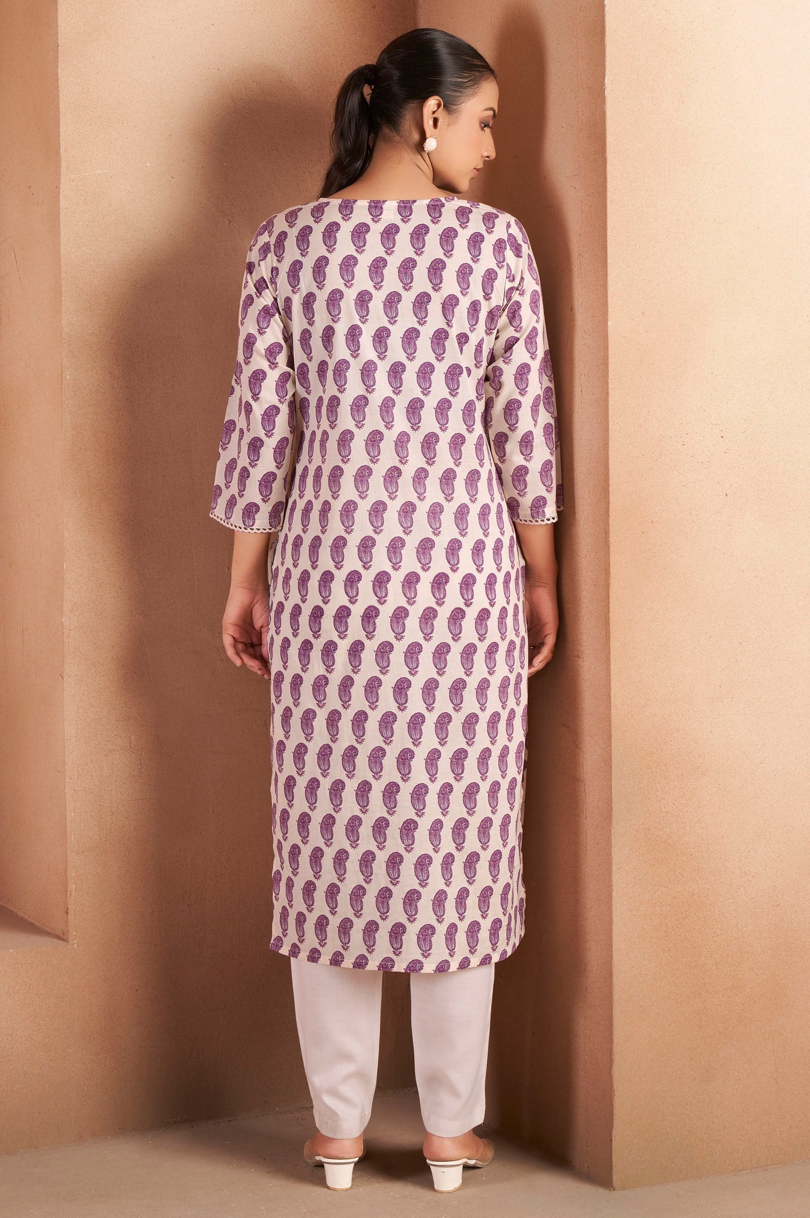 Wine Ivory Paisley Printed Kurta