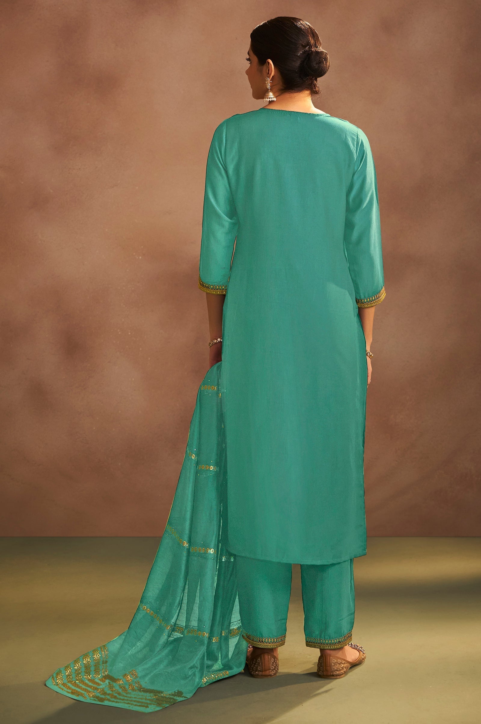 Pista Royale Embroidered Kurta Set