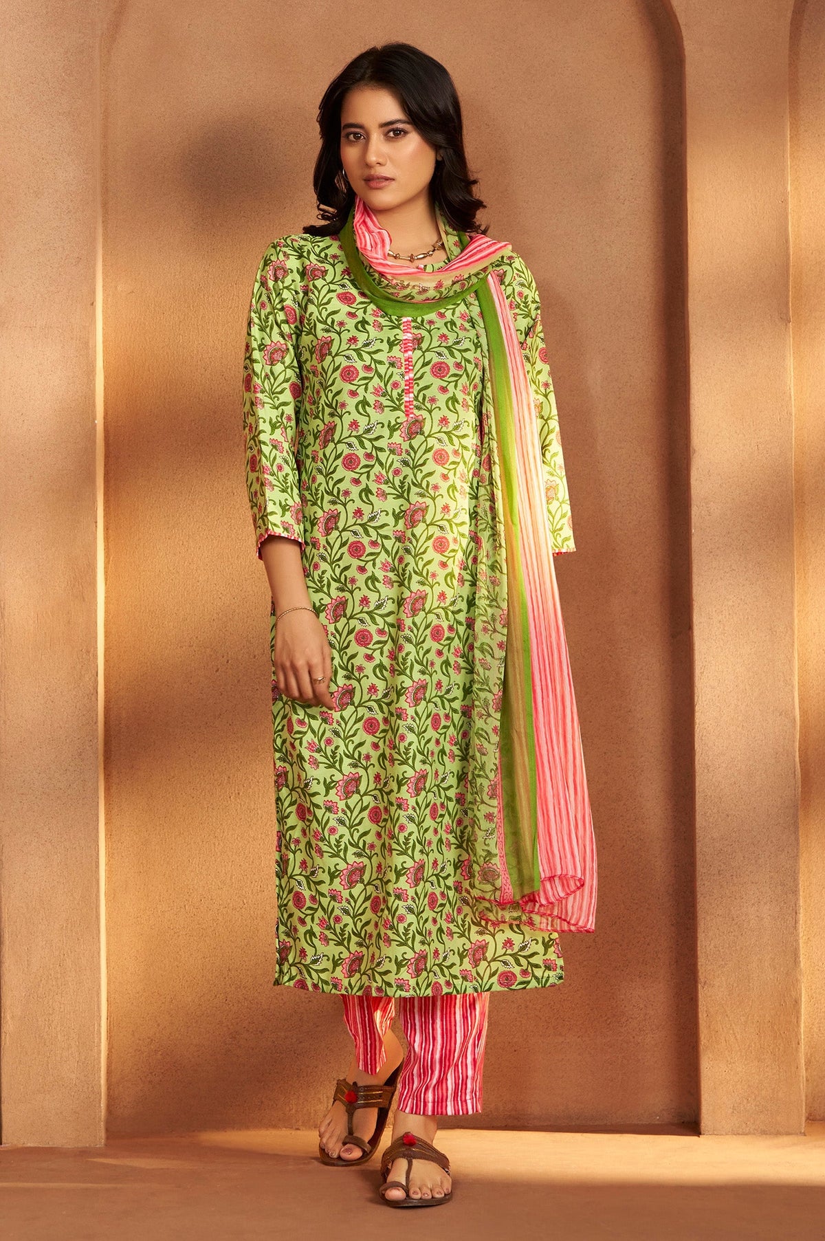 Pista Bloom Printed Kurta Set