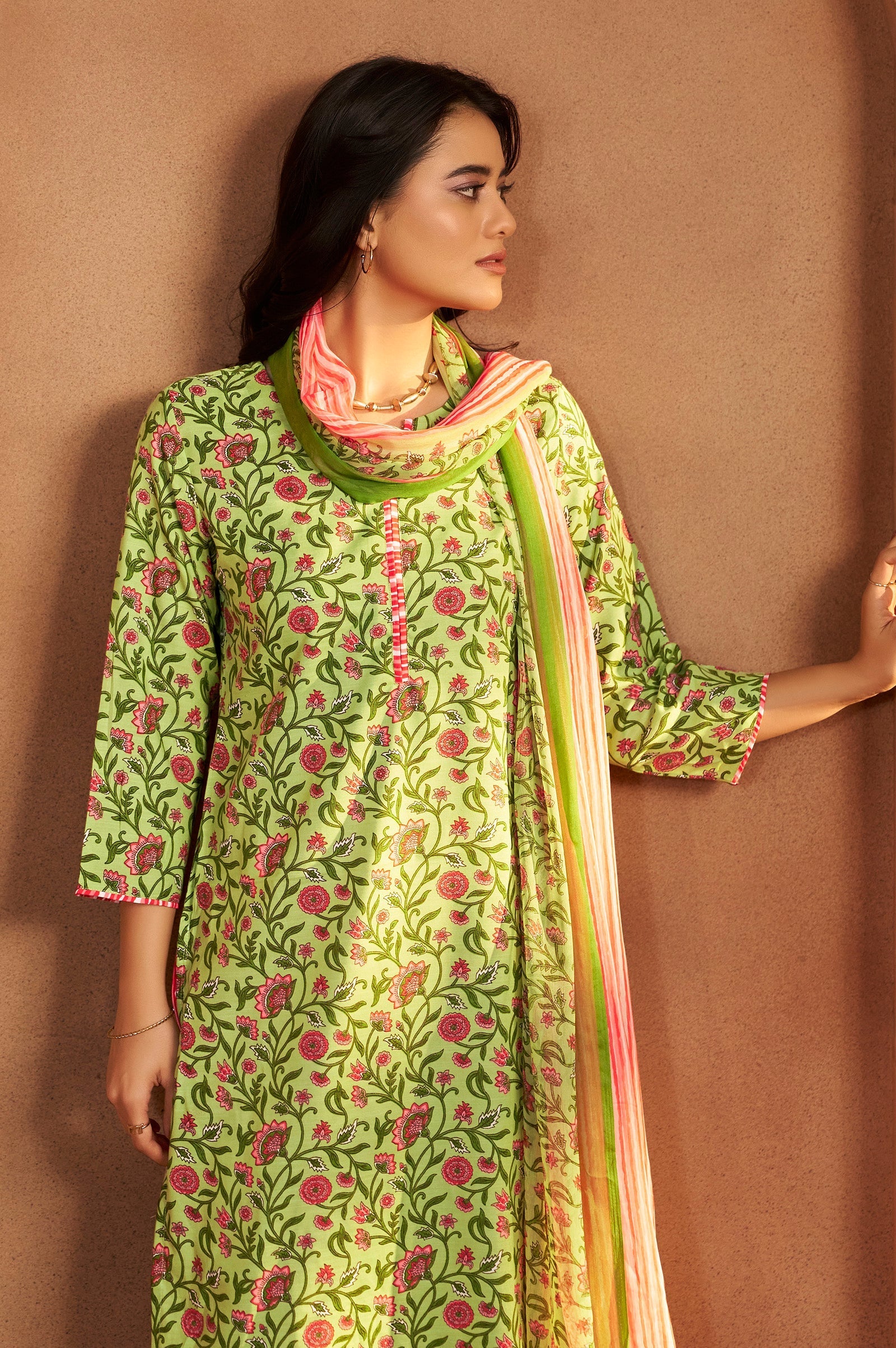Pista Bloom Printed Kurta Set