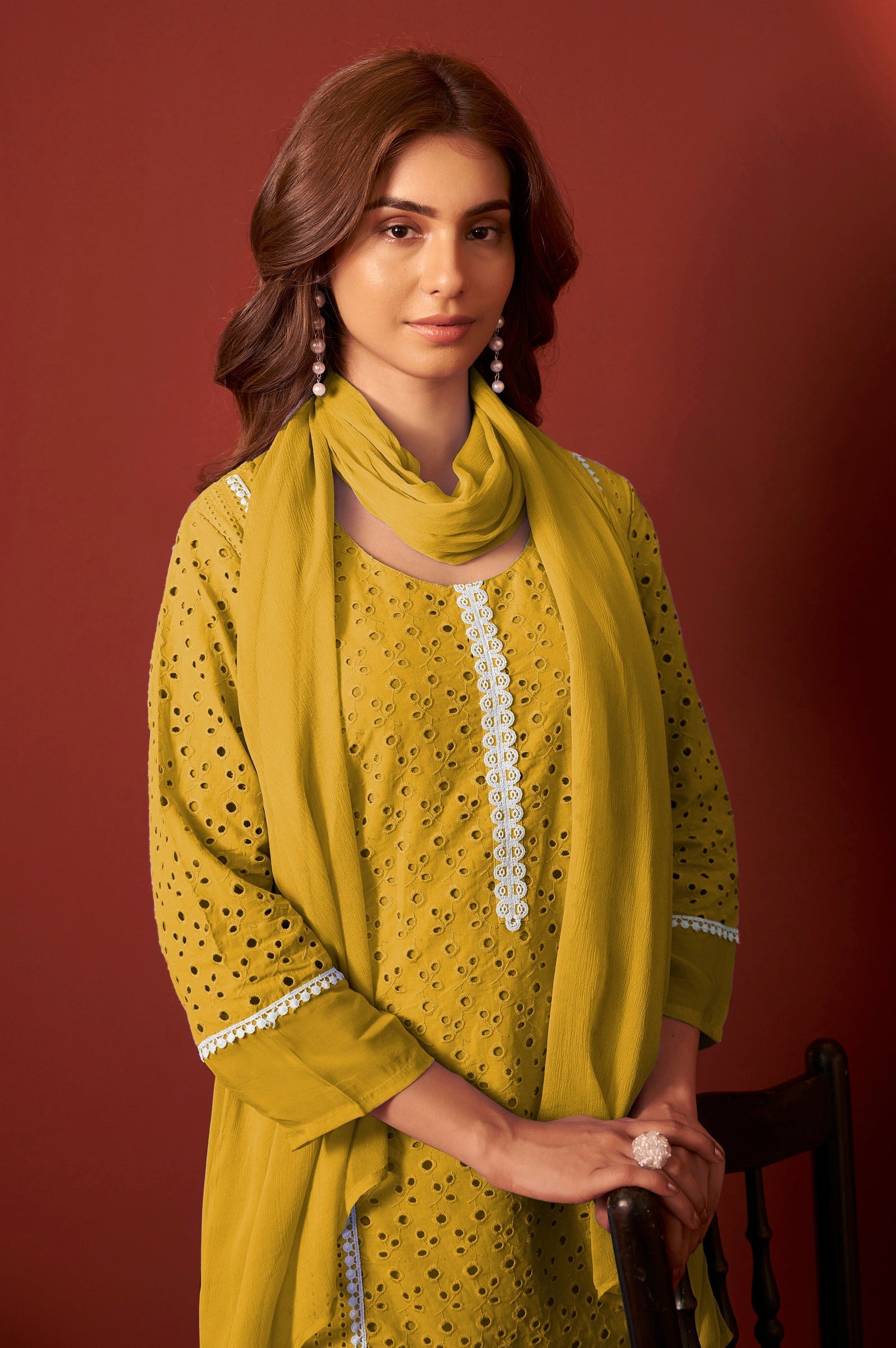 Noor Lace Schiffli Kurta Set