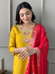 Women Mustard yellow Kurta set with Banarasi Dupatta